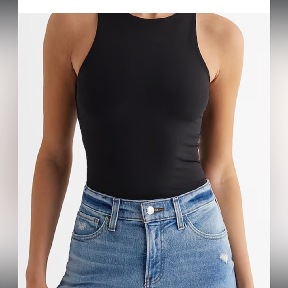 Body Contour High Compression High Neck Cropped Tank Size Small Like New
